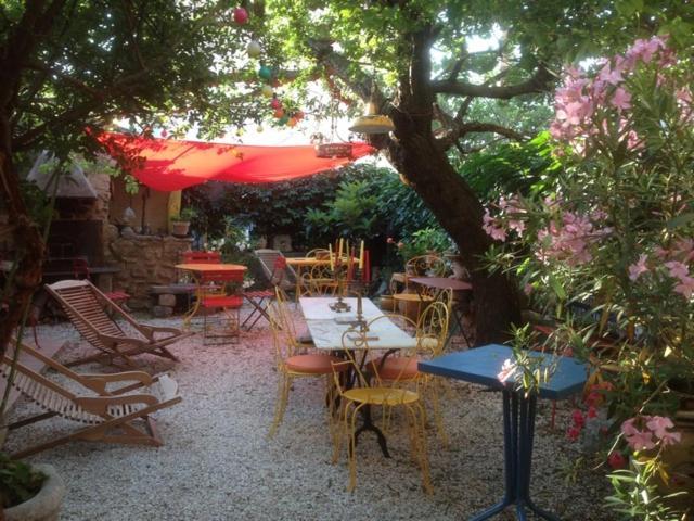 Sous L'Abricotier Bed & Breakfast Durban-Corbieres Luaran gambar